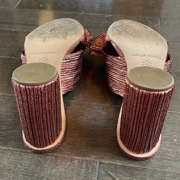 Loeffler Randall Penny Rose Pleated Bow Heel, Size 7 - Picture 15 of 16